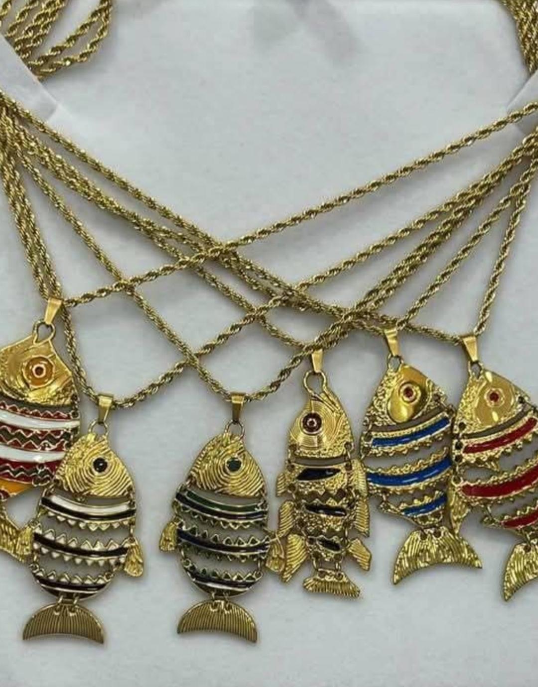 COLLIER 