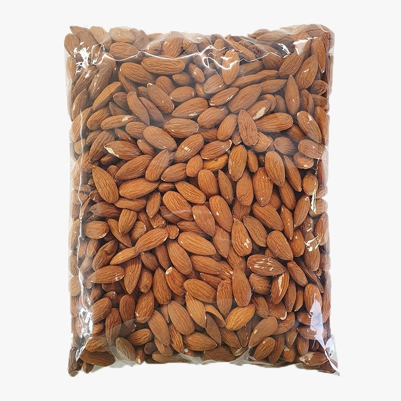 Amandes Décortiquées saché 1/2 KG