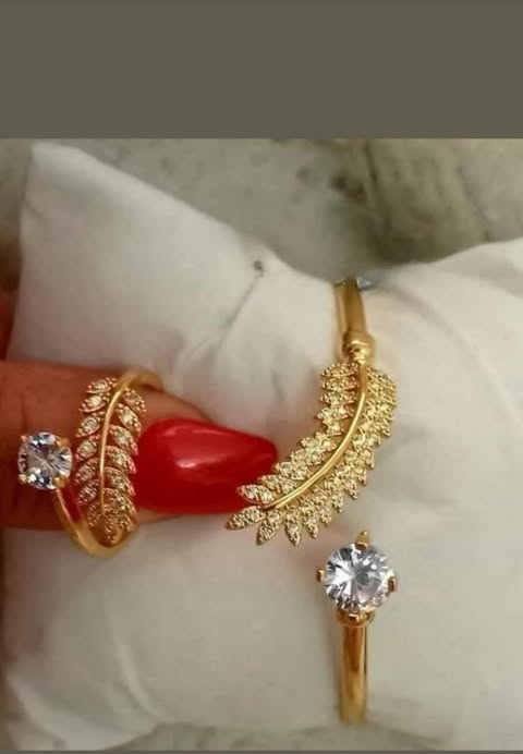 BIJOUX